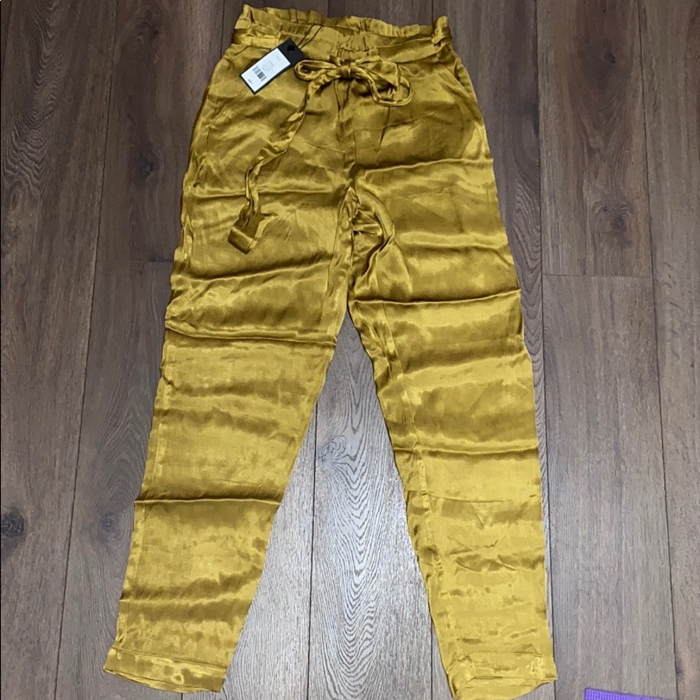 Dynamite Cindy Metallic Paper Bag Pant